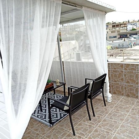 Renovated Loft Near The Center Apartment Heraklion  Bagian luar foto