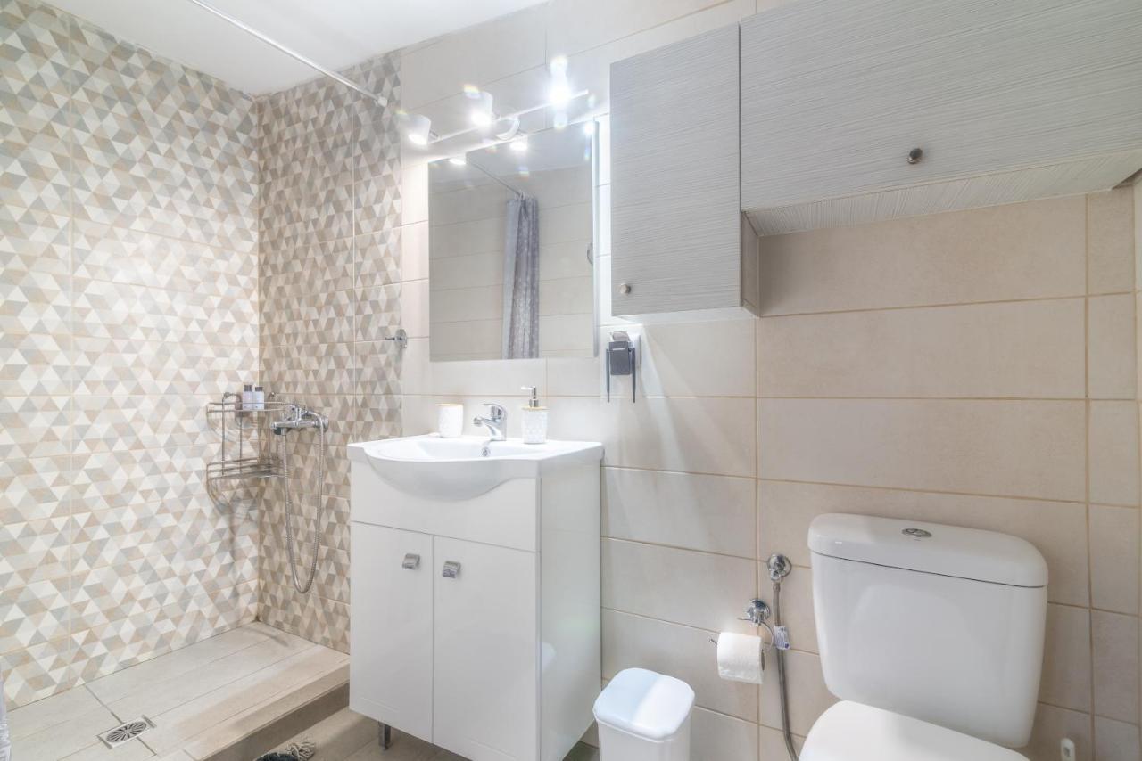 Renovated Loft Near The Center Apartment Heraklion  Bagian luar foto