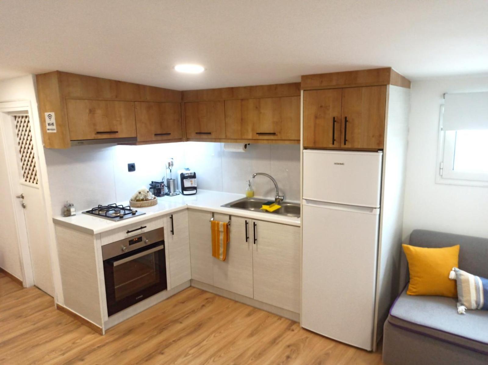 Renovated Loft Near The Center Apartment Heraklion  Bagian luar foto