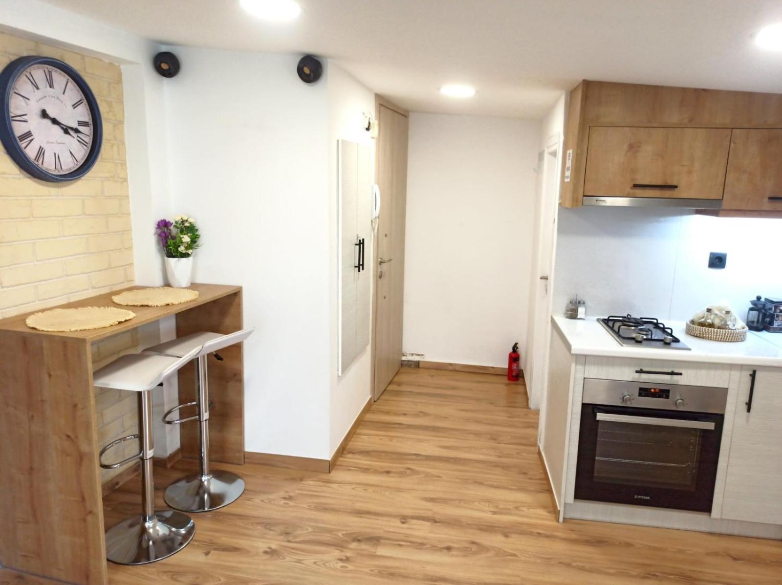 Renovated Loft Near The Center Apartment Heraklion  Bagian luar foto